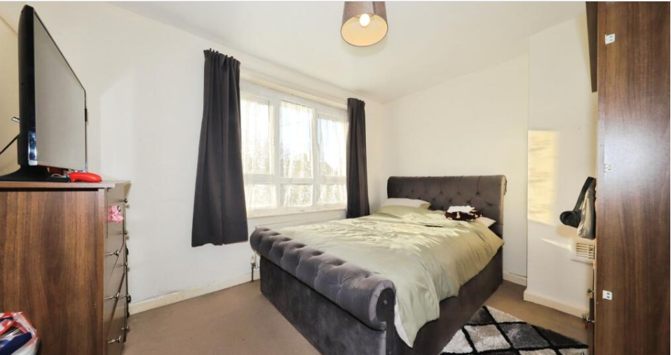 Property photo 2 of 10