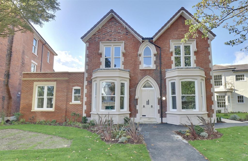 Property photo 1 of 25 9Bb2D80A-Aca4-49Ef-Aeb4-16C1F6C93Ebb_1_201_A.Jpeg