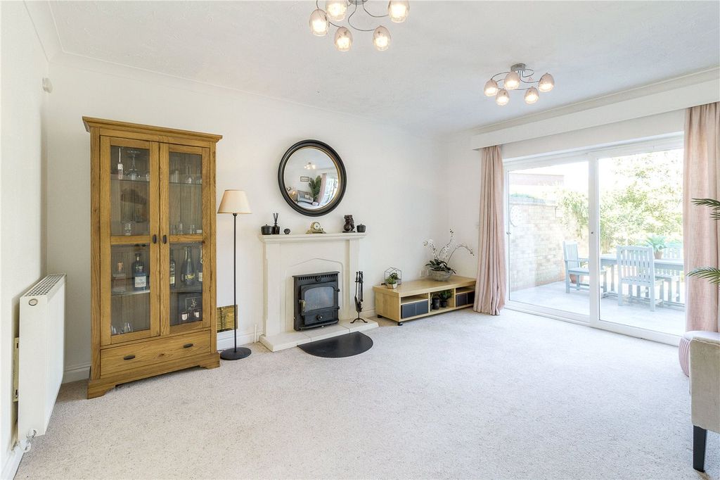 Property photo 3 of 21 Picture No. 03