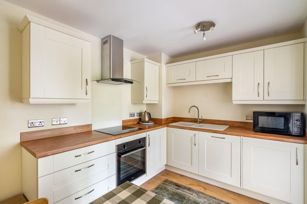 Property photo 3 of 13 Wh-3.Jpg