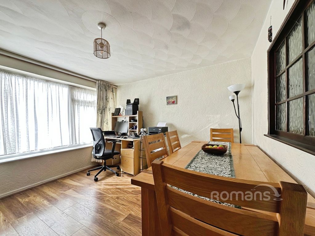 Property photo 3 of 12 Pbox-Img.Jpg