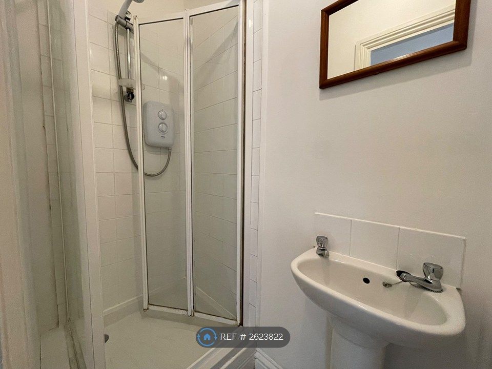 Property photo 3 of 4