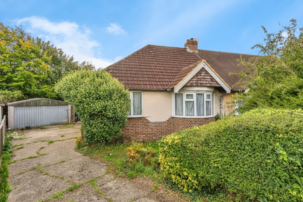 Property photo 2 of 18