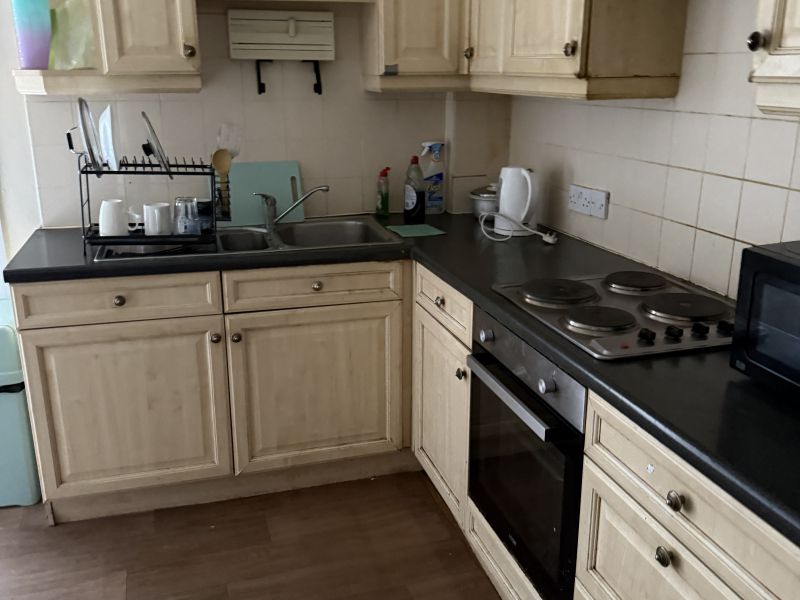 Property photo 1 of 2