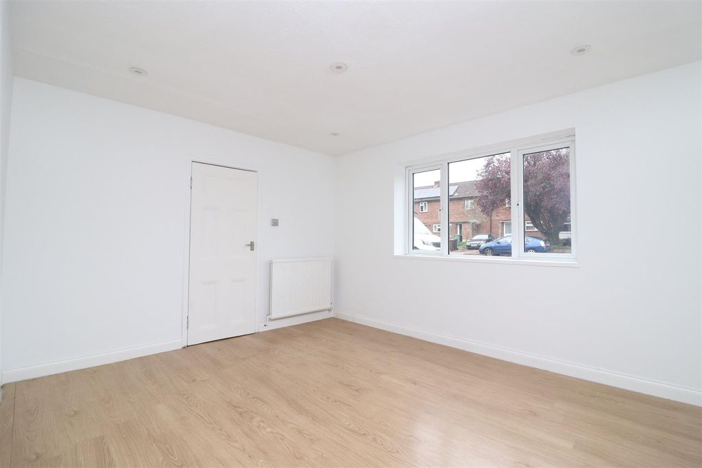 Property photo 3 of 16 Img_9237.Jpg