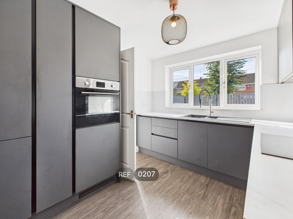 Property photo 1 of 26 Kitchen