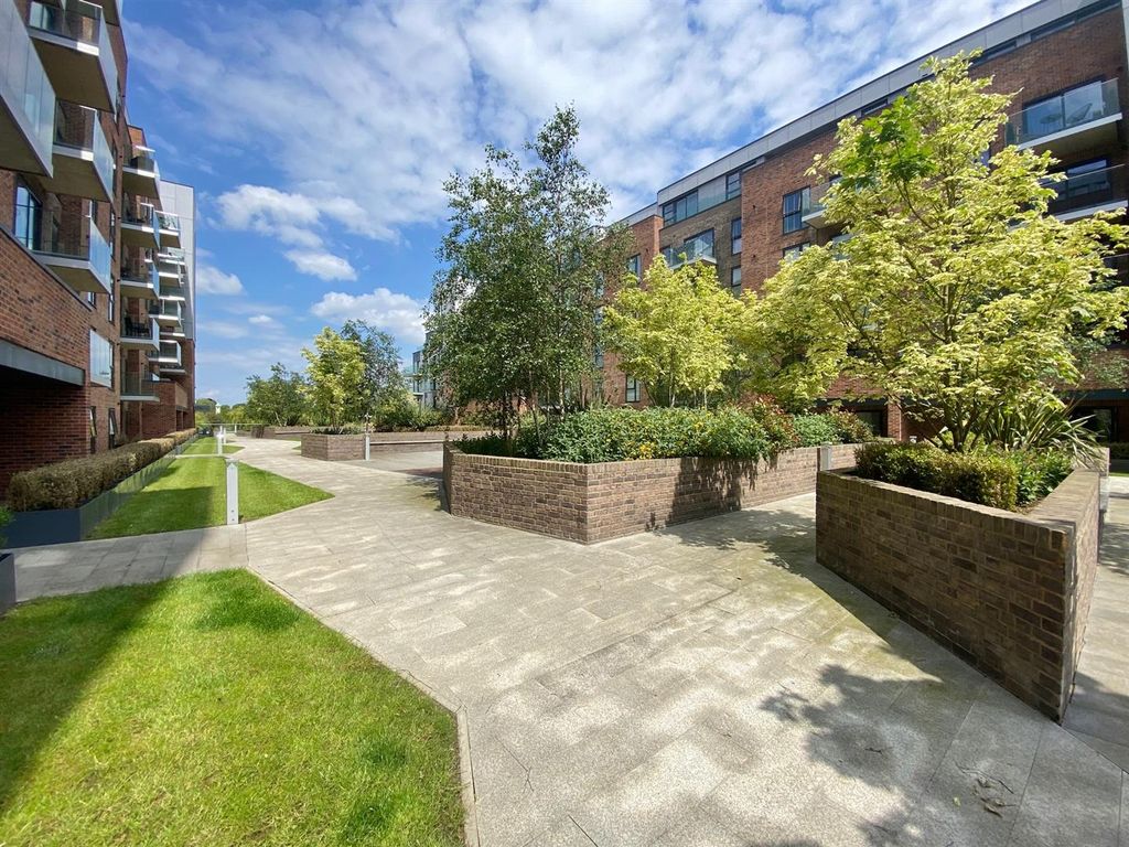 Additional image 14 of 2 bed flat for saleEast Station Road, Fletton Quays, Peterborough PE2