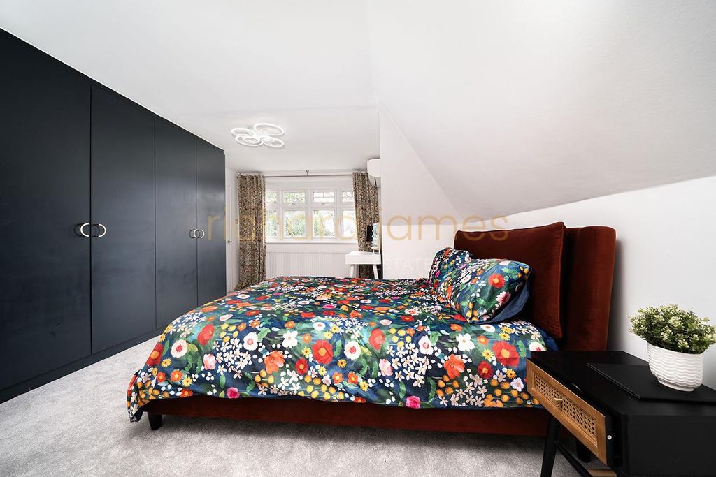 Additional image 14 of 4 bed detached house for saleCanons Drive, Edgware HA8