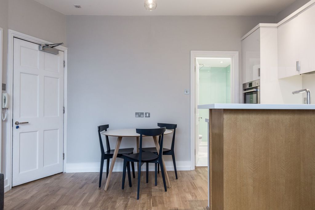 Property photo 3 of 16 Kitchen