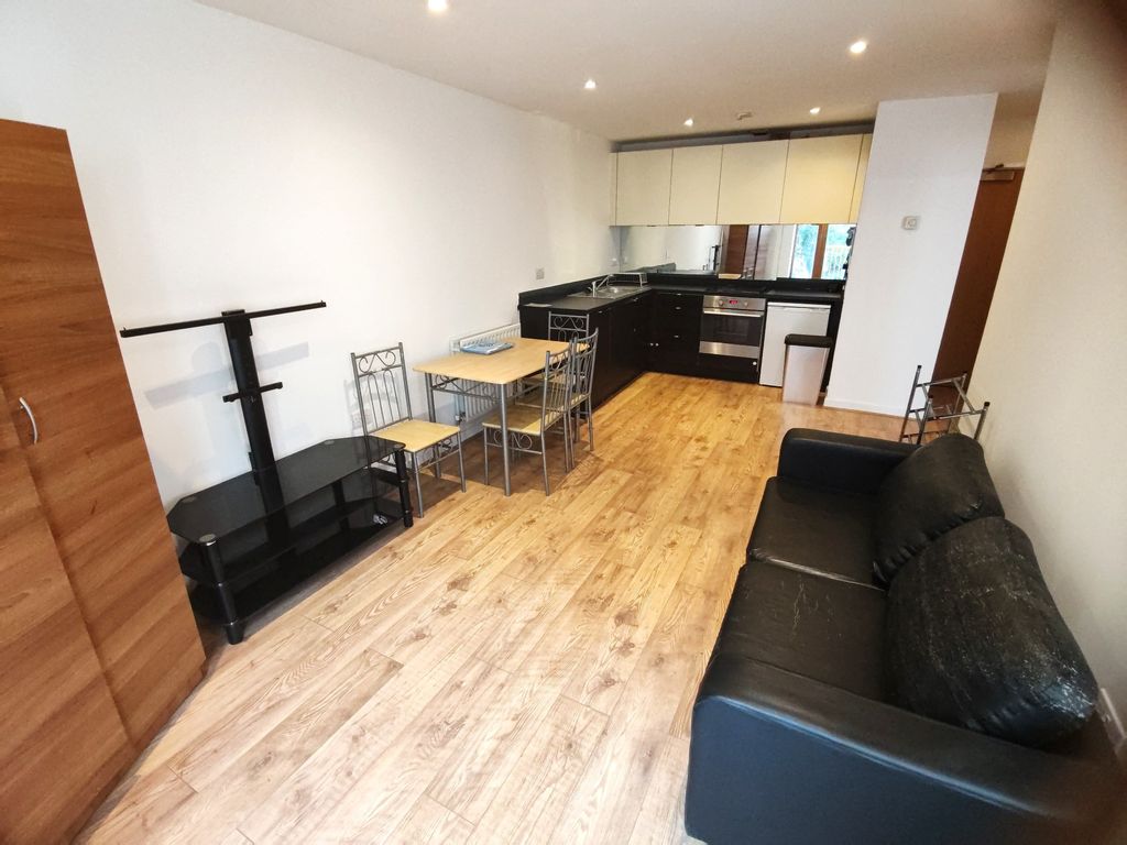 Property photo 3 of 7