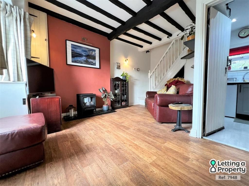 Property photo 3 of 12