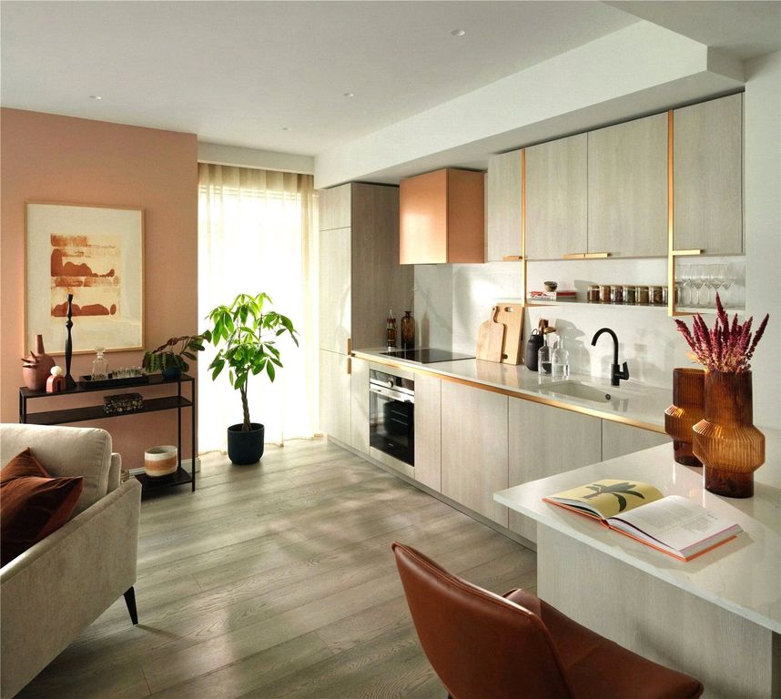 Property photo 3 of 17 Kitchen