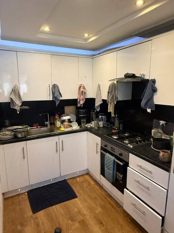 Property photo 2 of 11 Picture No. 10