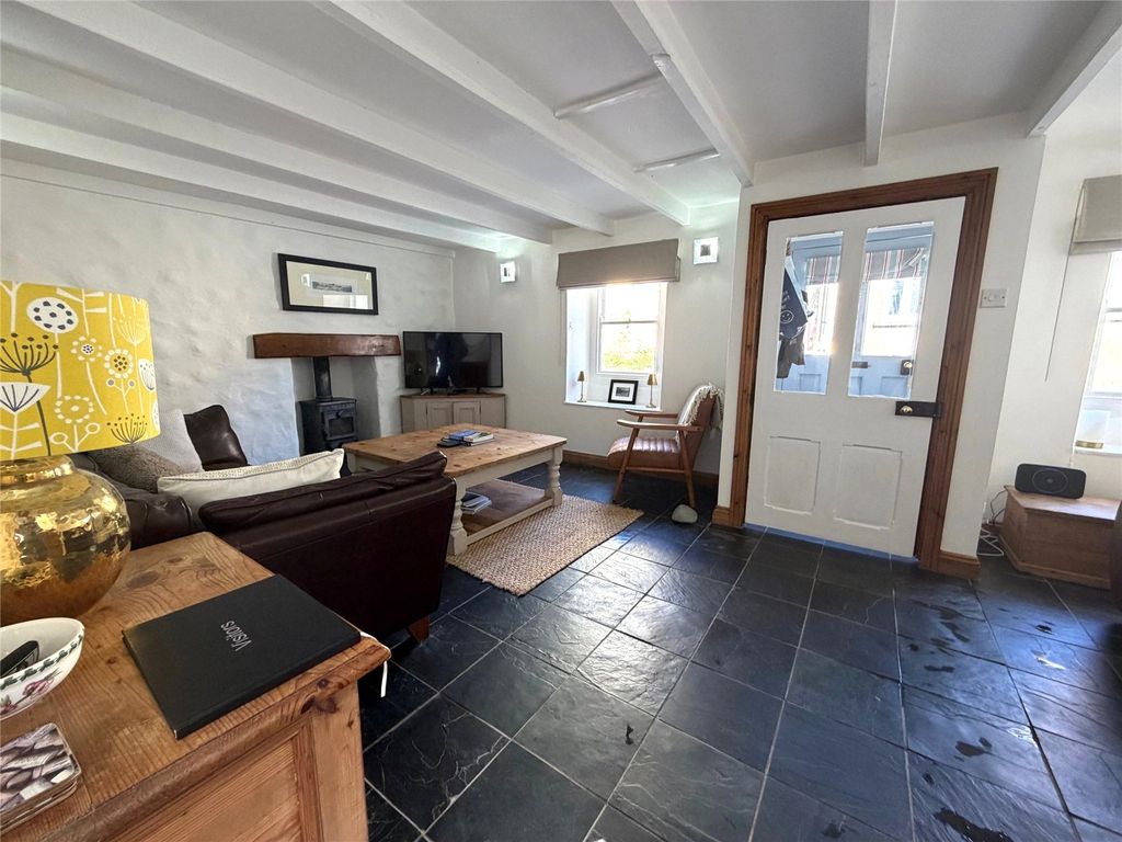 Property photo 3 of 24 Picture No. 08