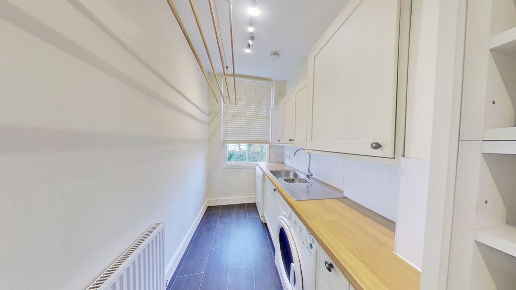 Property photo 2 of 13 Photo 2