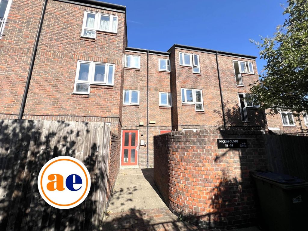 Property photo 3 of 6