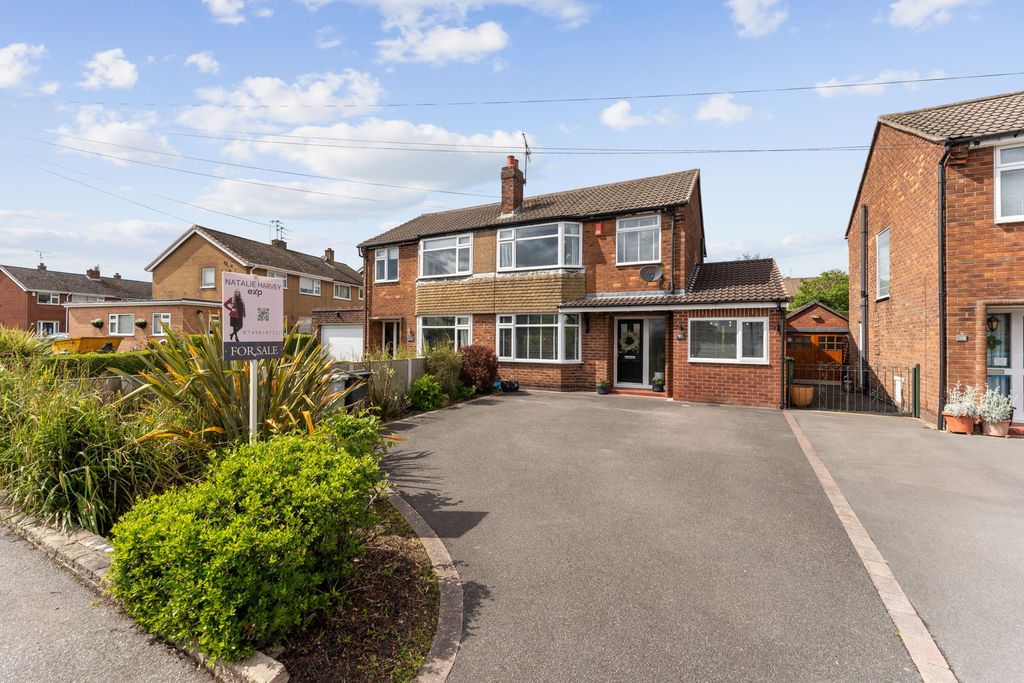 Property photo 1 of 38