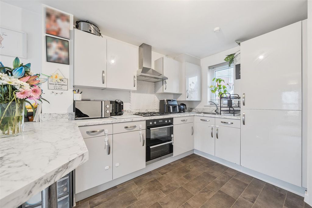 Property photo 3 of 21 Drake Kitchen.Jpg