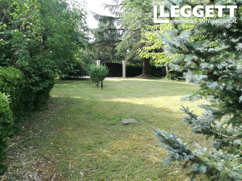 Property photo 3 of 10