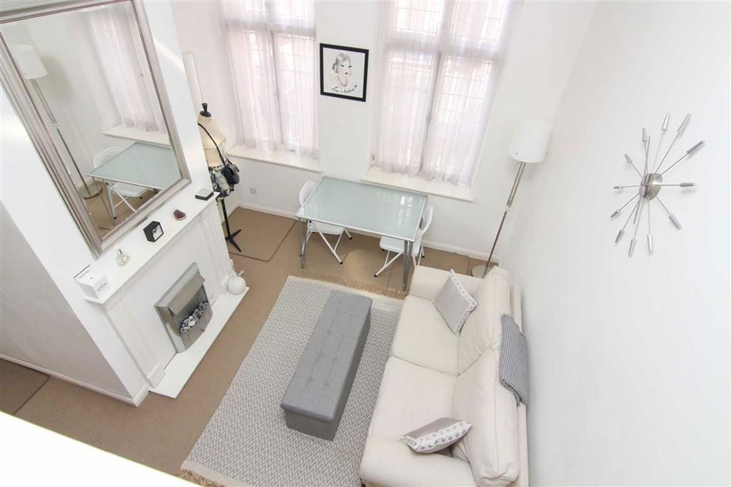 Property photo 2 of 6