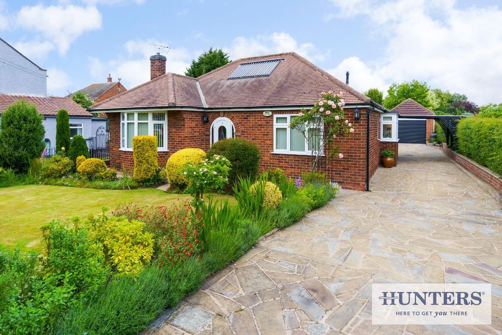 Property photo 1 of 20 93107_5 The Crescent Sand Lane Osgodby (1) - Copy.