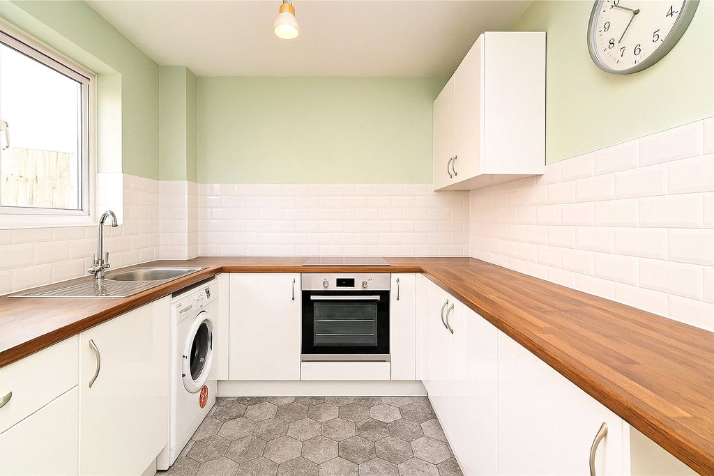 Property photo 1 of 10 Picture No. 27