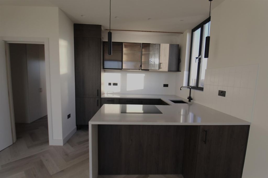 Property photo 1 of 8 Img_5079.Jpg