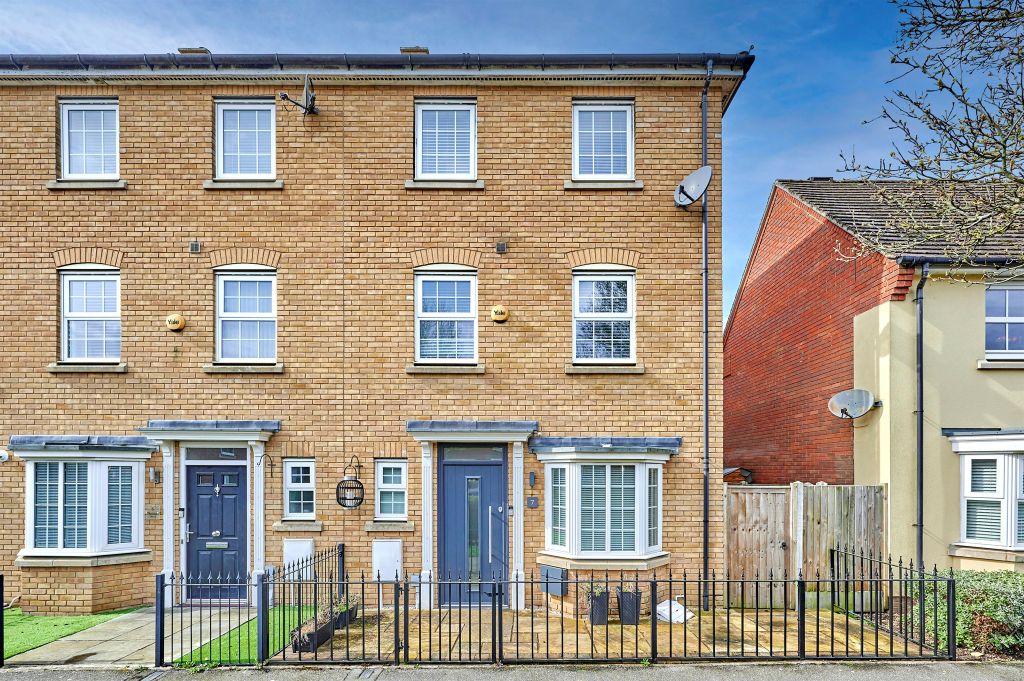 Property photo 1 of 28