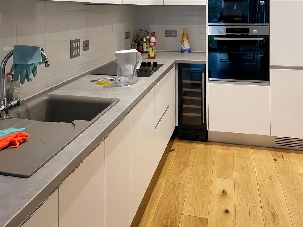 Property photo 3 of 17 4ee04c26335B64A4cd9Db117E1E0d88c.Jpg