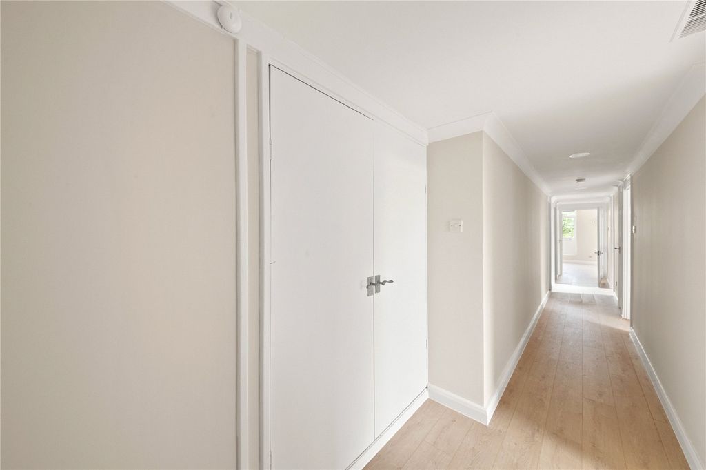 Property photo 3 of 17 Picture No. 11