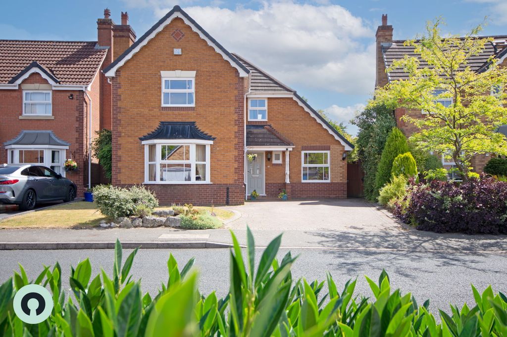 Property photo 1 of 35