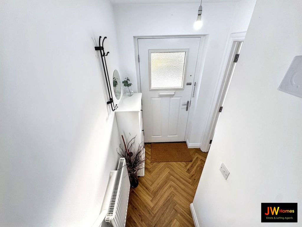 Property photo 2 of 13 Entrance Hallway