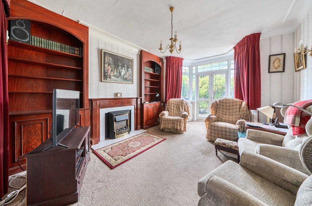Property photo 3 of 19