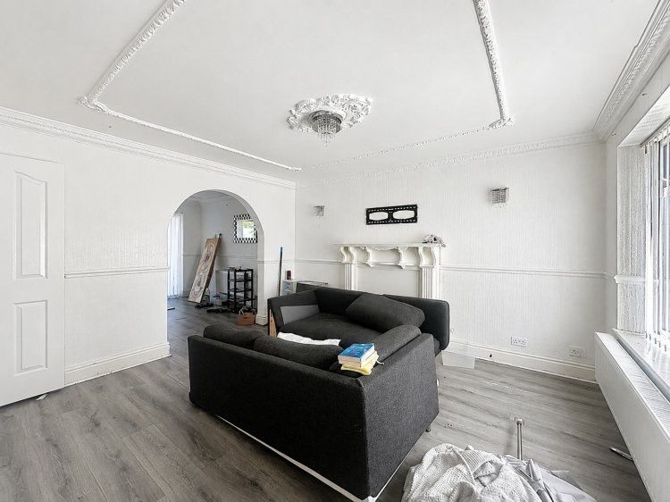 Property photo 3 of 10 5338812