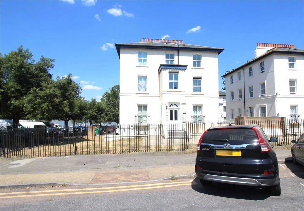 Property photo 1 of 14 Picture No. 16