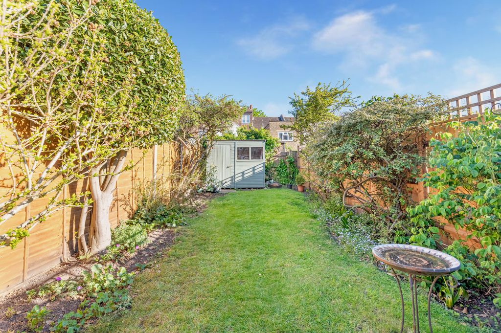Property photo 3 of 12