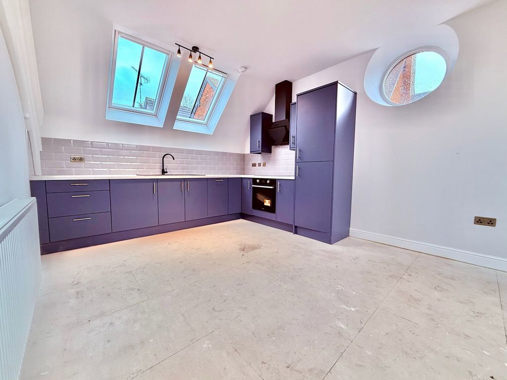 Additional image 5 of 2 bed flat for saleVicar Street, Sedgley, Dudley DY3