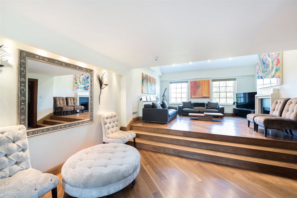 Property photo 1 of 12 Reception Room