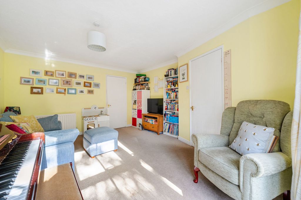 Property photo 3 of 14