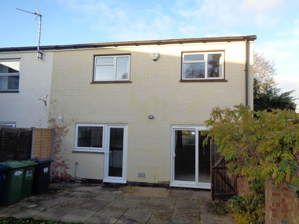 Property photo 2 of 8 Dsc01401