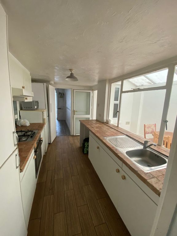 Property photo 1 of 23