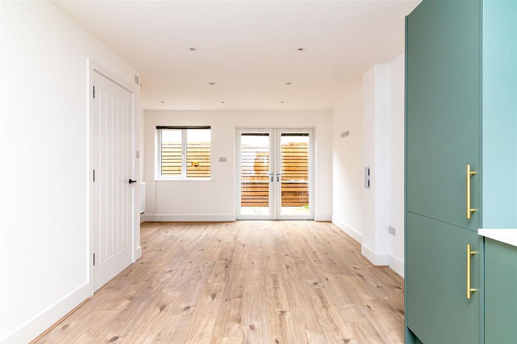 Property photo 3 of 21 Dsc_8341.Jpg