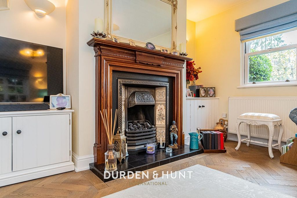 Property photo 3 of 27 York-21.Jpg