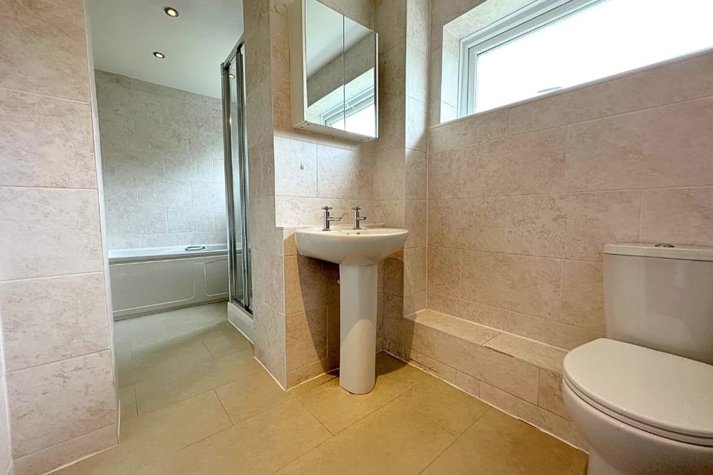 Additional image 11 of 4 bed semi-detached house for saleManning Road, Moulton, Northampton NN3