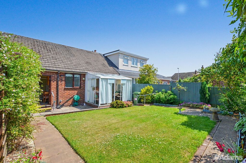 Property photo 2 of 26