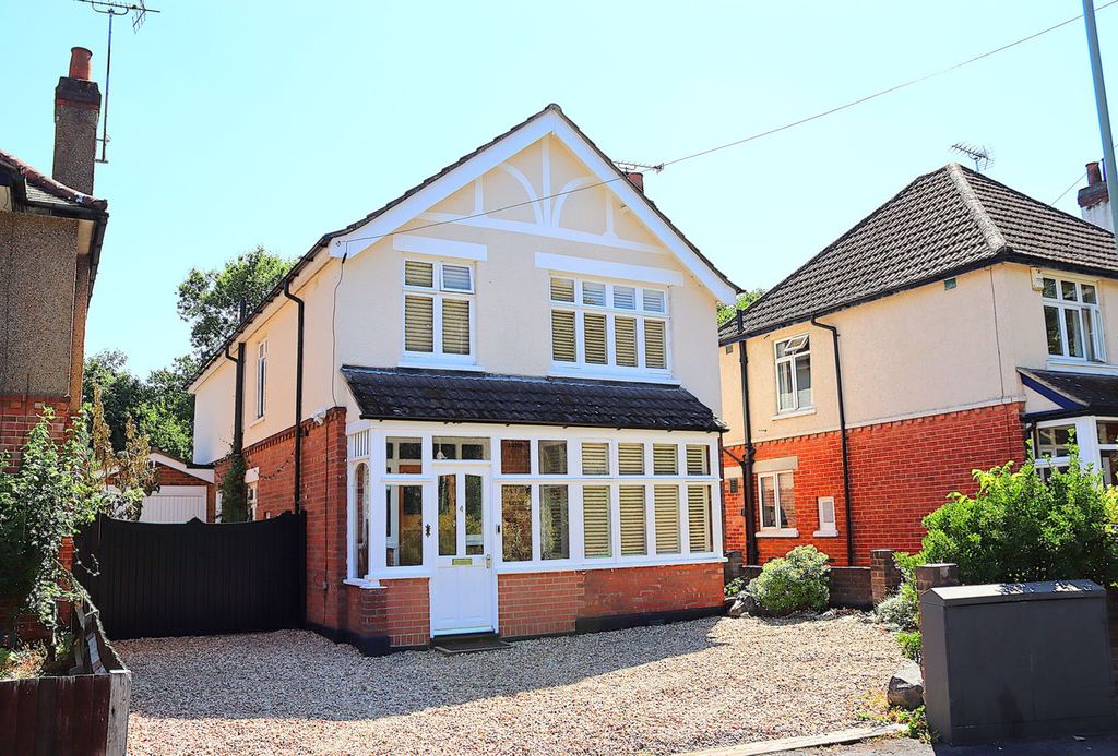 Property photo 1 of 22