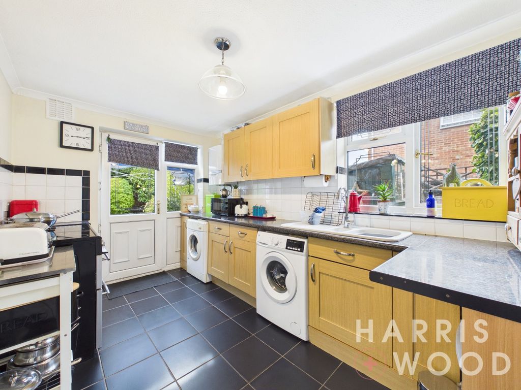 Property photo 2 of 27 5446973