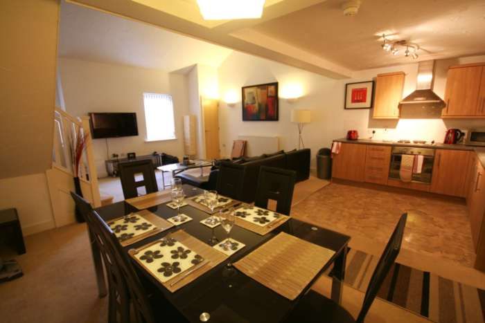 Property photo 3 of 14