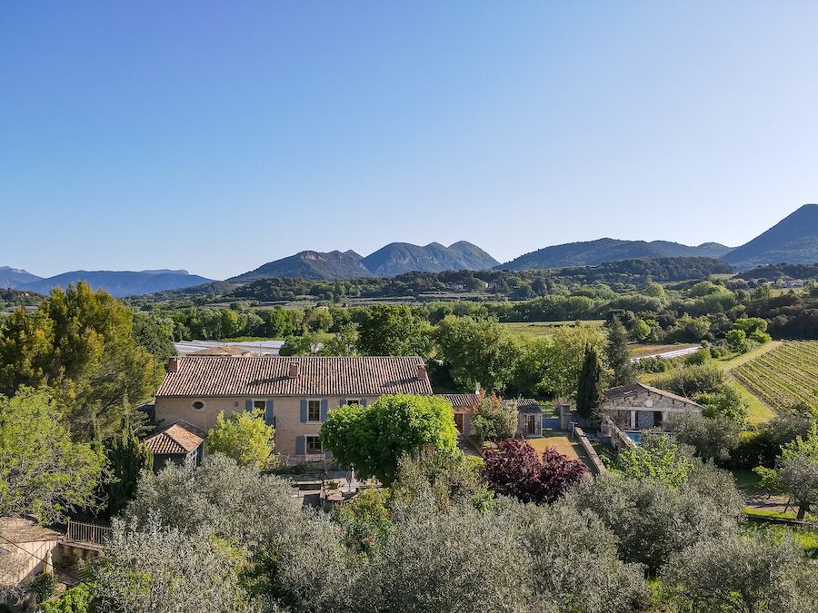 Property photo 2 of 29