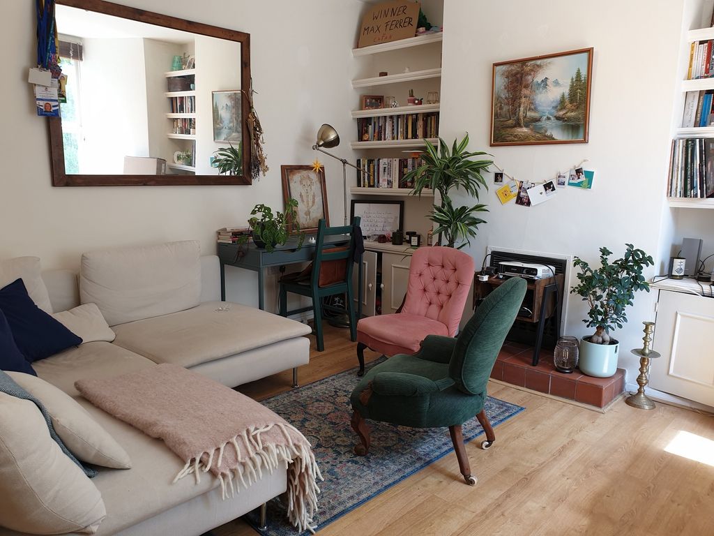 Property photo 2 of 9